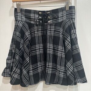 Romwe Plaid School Girl Skirt Black & White Punk Coquette Goth Whimsigoth